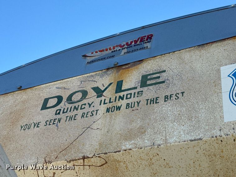 image for item DW6663 1996 International Paystar 5000 fertilizer delivery truck