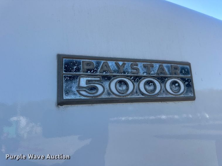 image for item DW6663 1996 International Paystar 5000 fertilizer delivery truck