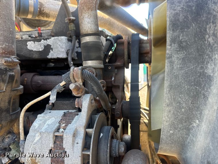 image for item DW6663 1996 International Paystar 5000 fertilizer delivery truck