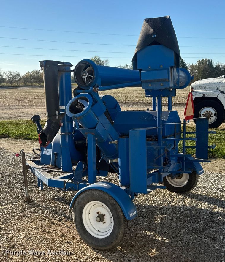 image for item DW6664 Brandt 5000EX grain vacuum