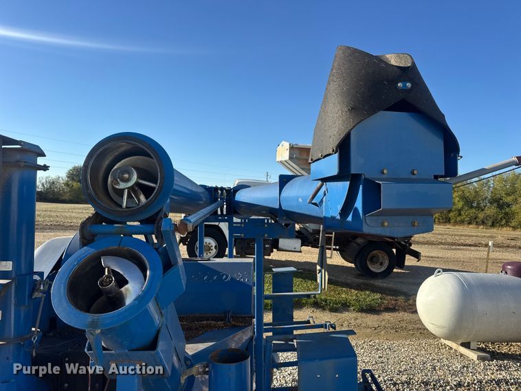 image for item DW6664 Brandt 5000EX grain vacuum