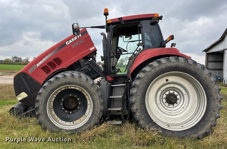image for item DW7251 2010 Case IH Magnum 305 MFWD tractor