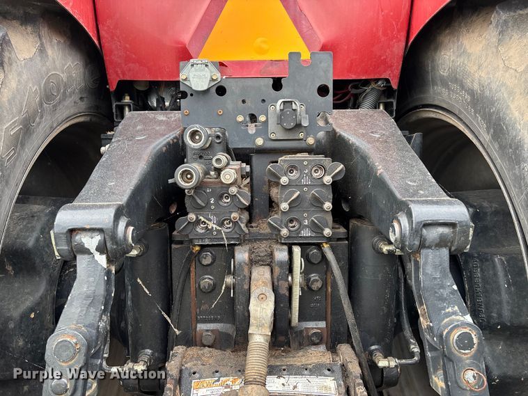 image for item DW7251 2010 Case IH Magnum 305 MFWD tractor