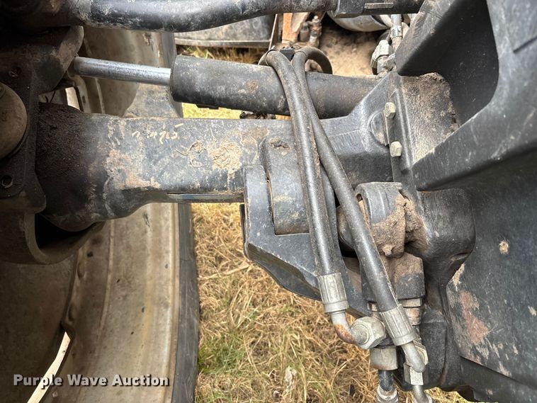 image for item DW7251 2010 Case IH Magnum 305 MFWD tractor