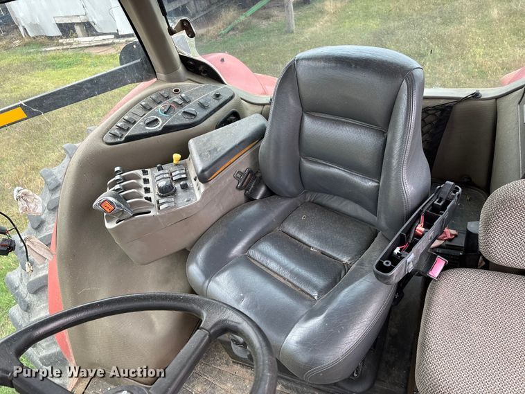 image for item DW7251 2010 Case IH Magnum 305 MFWD tractor