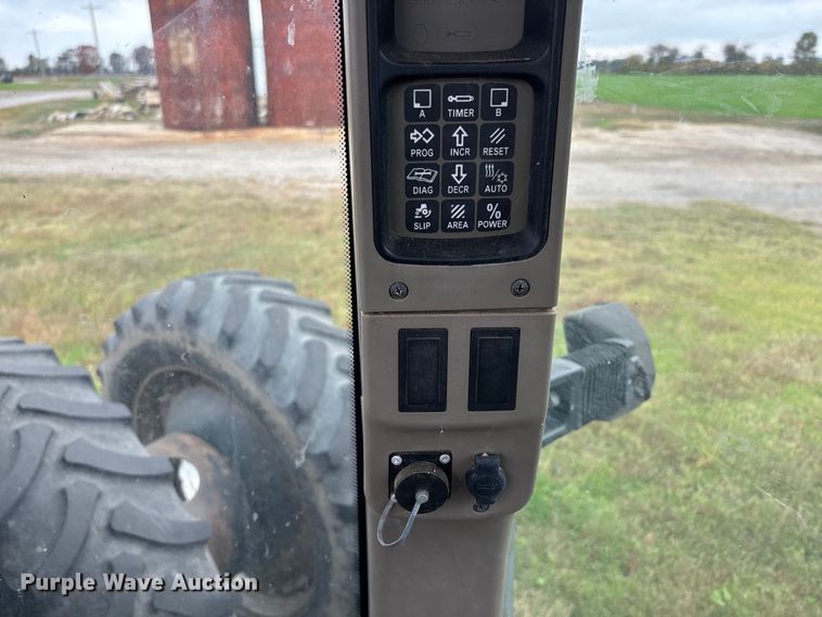 image for item DW7251 2010 Case IH Magnum 305 MFWD tractor