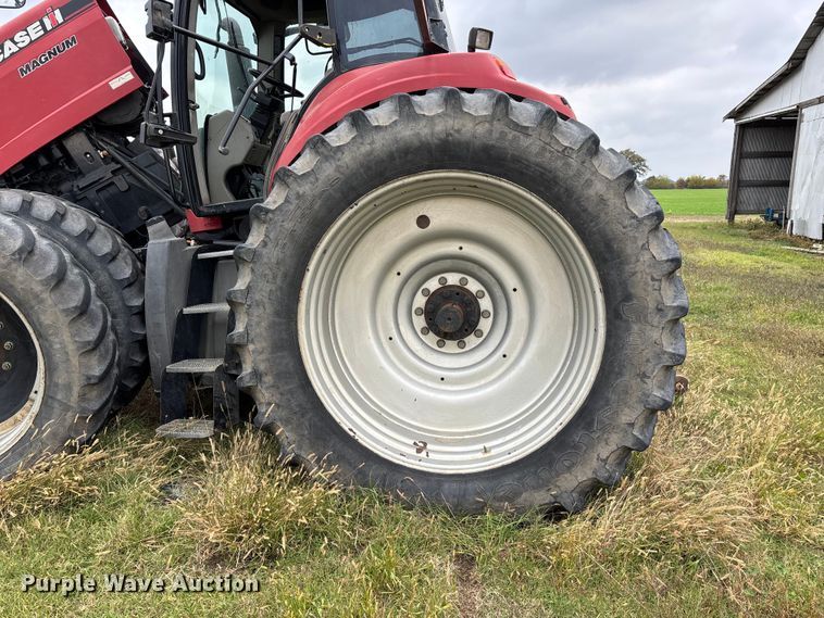 image for item DW7251 2010 Case IH Magnum 305 MFWD tractor