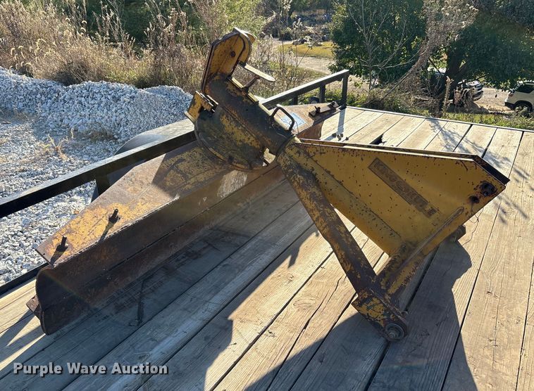 image for item DW7269 King Kutter three point blade