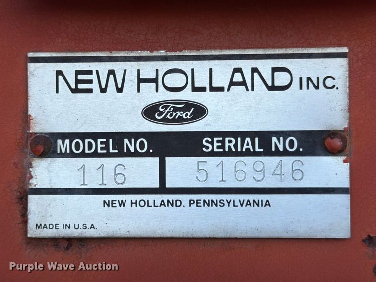 image for item DX5868 1986 New Holland 116 swather / windrower