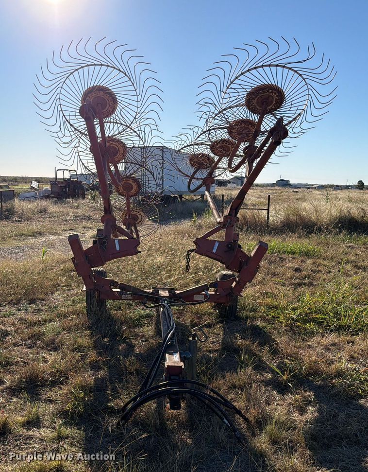 image for item DX5869 Sitrex H-90 V10 hay rake