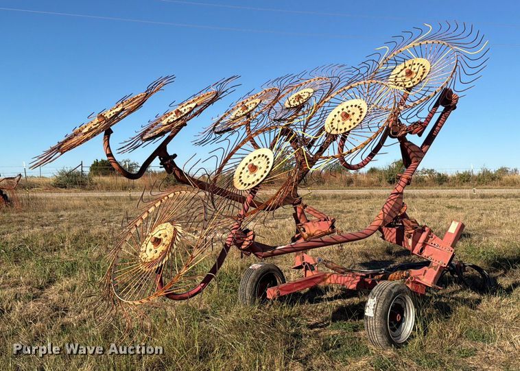 image for item DX5869 Sitrex H-90 V10 hay rake
