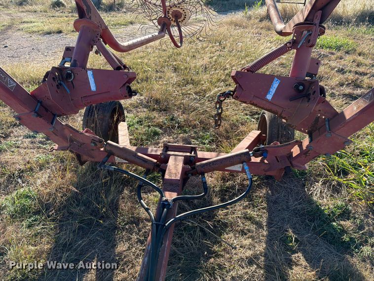 image for item DX5869 Sitrex H-90 V10 hay rake