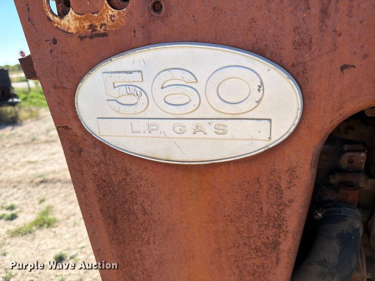 image for item DX5876 Farmall 560 tractor