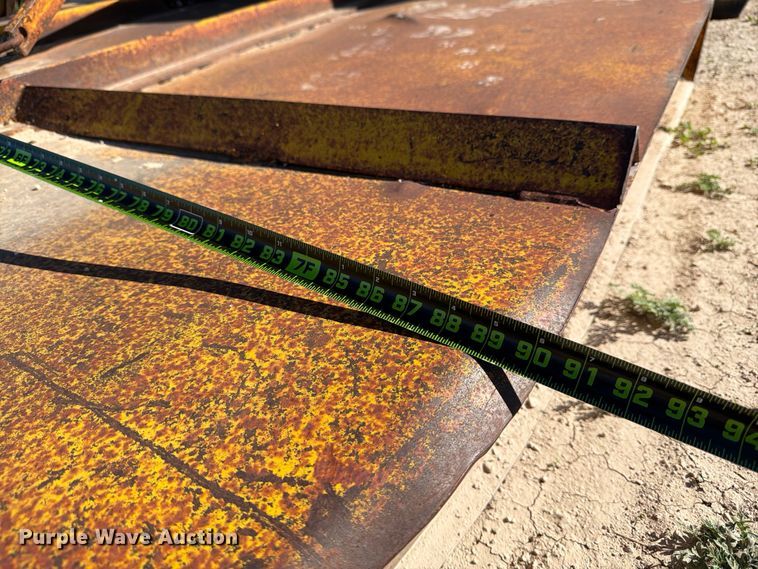 image for item DX5876 Farmall 560 tractor