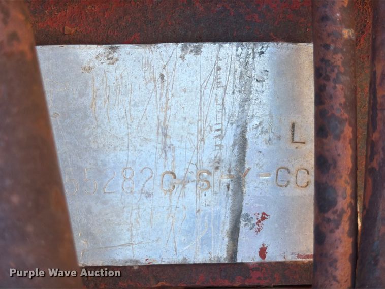 image for item DX5876 Farmall 560 tractor