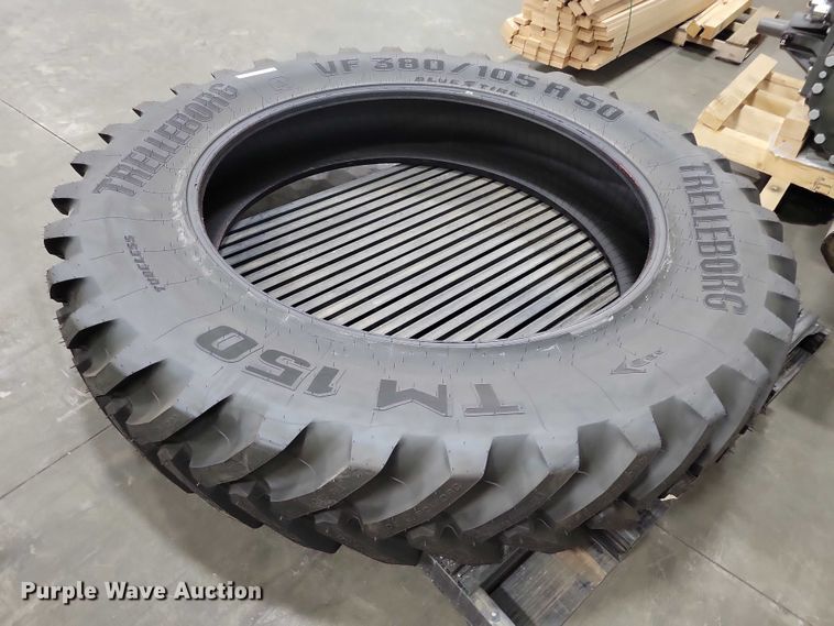 image for item DX6622 Trelleborg TM150 VF380/105R40 row crop tire