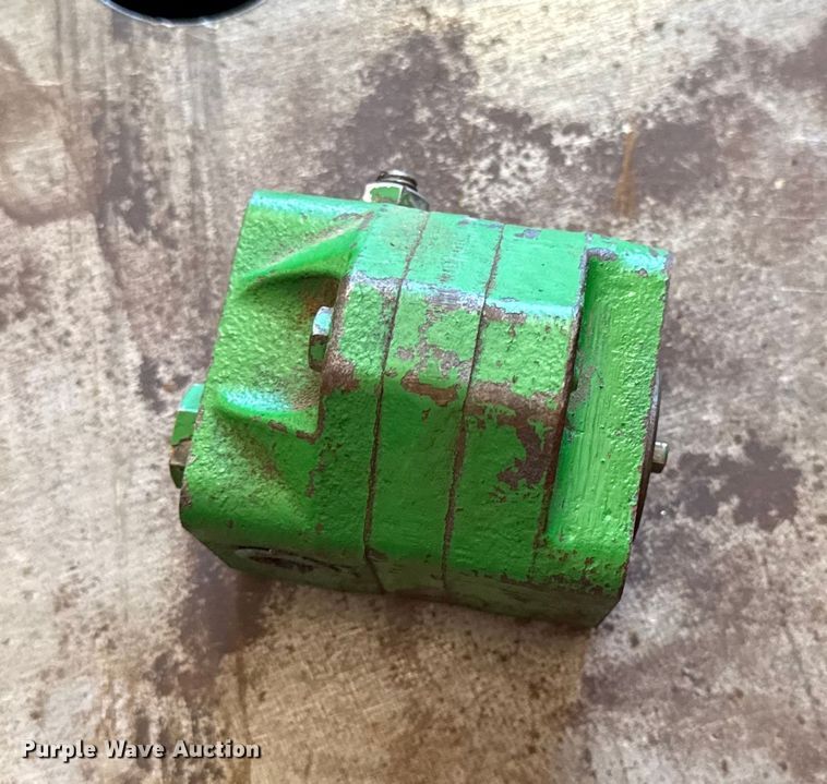 image for item DY8317 Wylie sprayer