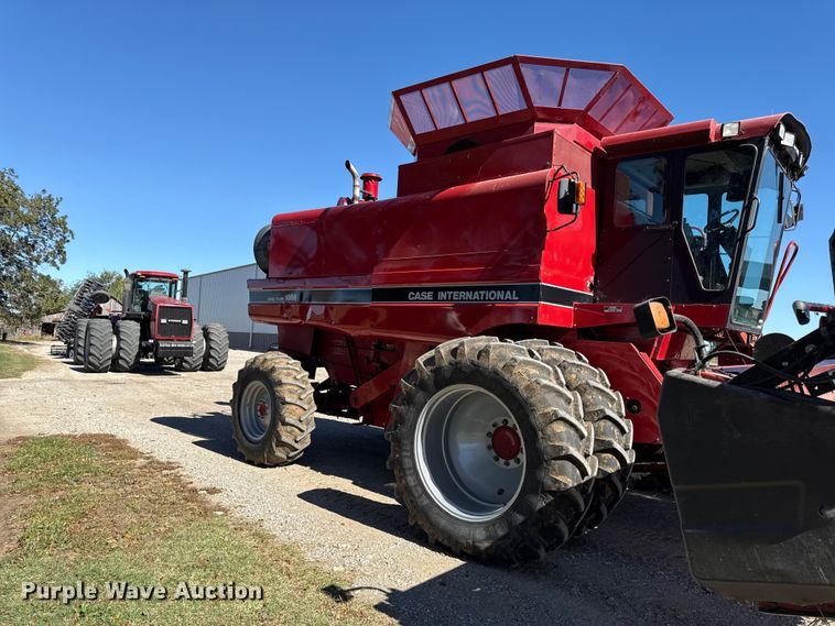 image for item DY8318 1993 Case IH 1666 RWA combine
