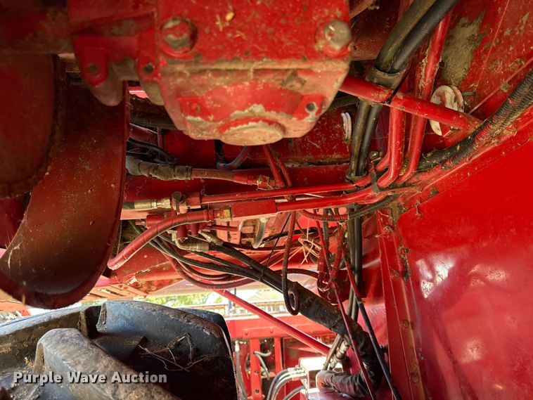 image for item DY8318 1993 Case IH 1666 RWA combine