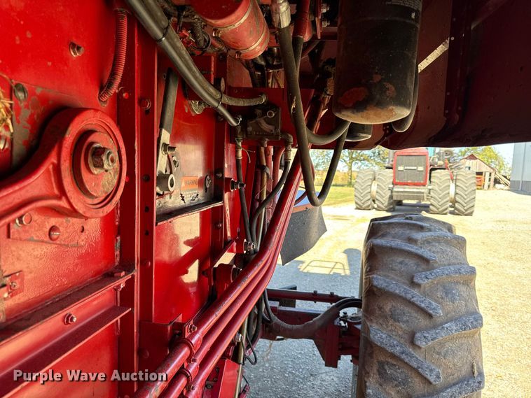 image for item DY8318 1993 Case IH 1666 RWA combine