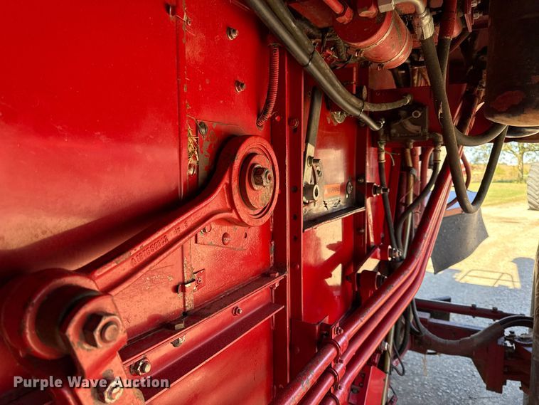 image for item DY8318 1993 Case IH 1666 RWA combine