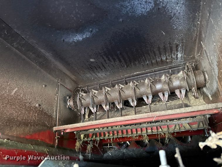 image for item DY8318 1993 Case IH 1666 RWA combine