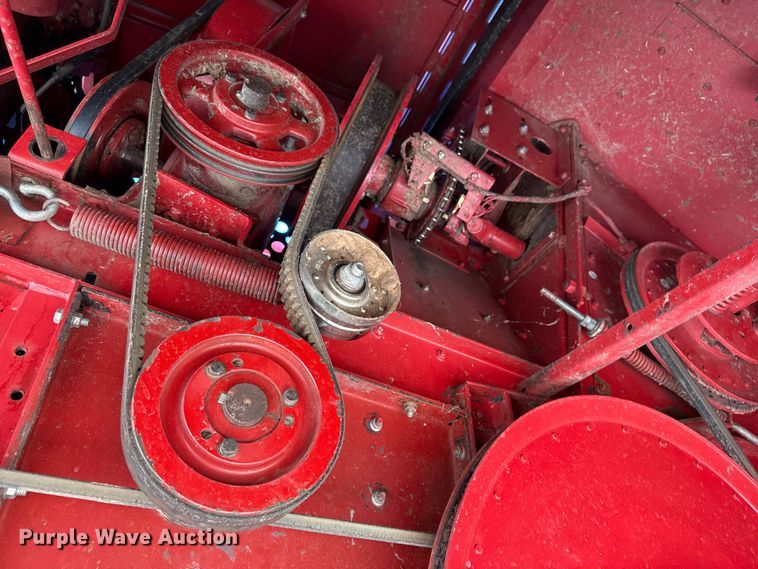 image for item DY8318 1993 Case IH 1666 RWA combine