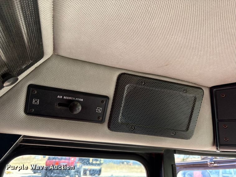 image for item DY8318 1993 Case IH 1666 RWA combine