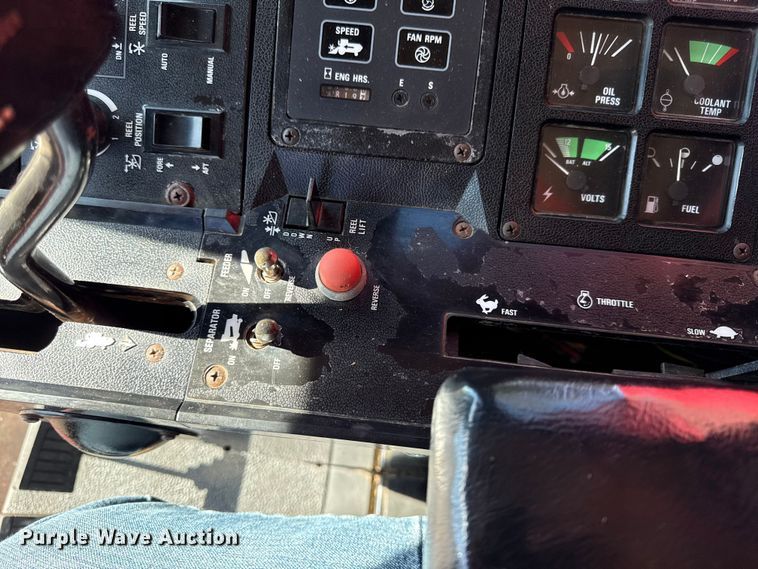 image for item DY8318 1993 Case IH 1666 RWA combine