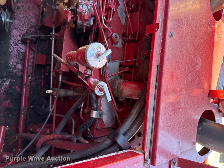 image for item DY8318 1993 Case IH 1666 RWA combine