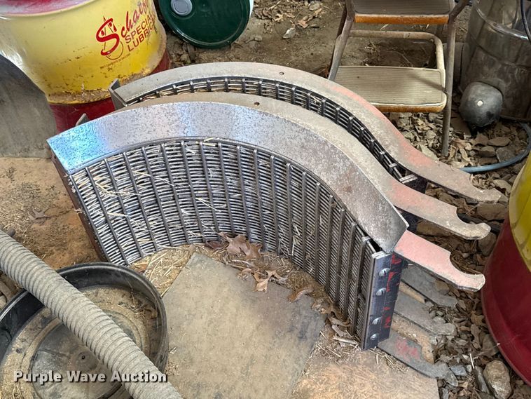 image for item DY8318 1993 Case IH 1666 RWA combine