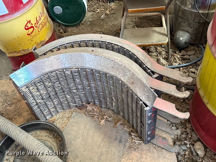 image for item DY8318 1993 Case IH 1666 RWA combine