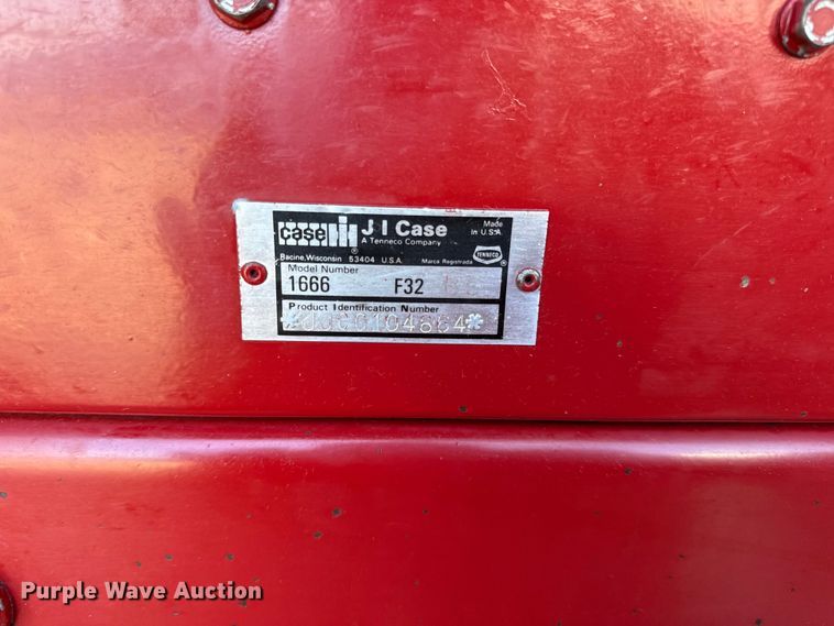 image for item DY8318 1993 Case IH 1666 RWA combine