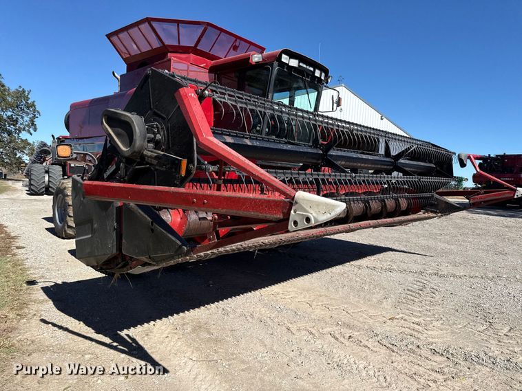 image for item DY8319 1998 Case IH 1020 rigid head