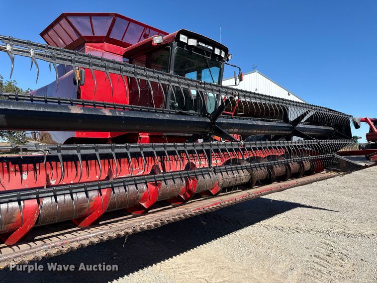 image for item DY8319 1998 Case IH 1020 rigid head