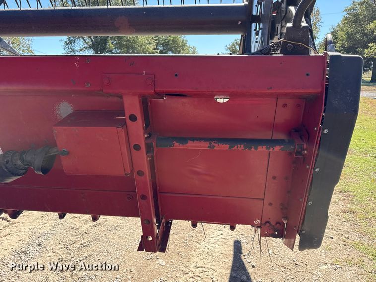 image for item DY8319 1998 Case IH 1020 rigid head