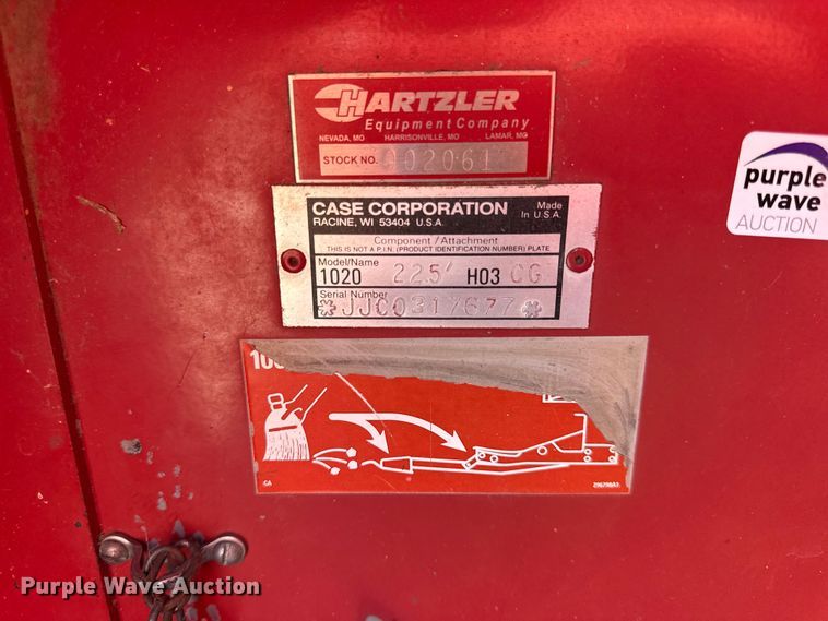 image for item DY8319 1998 Case IH 1020 rigid head