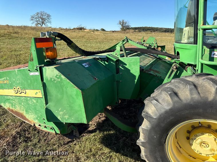 image for item DY8323 2007 John Deere 4995 swather / windrower