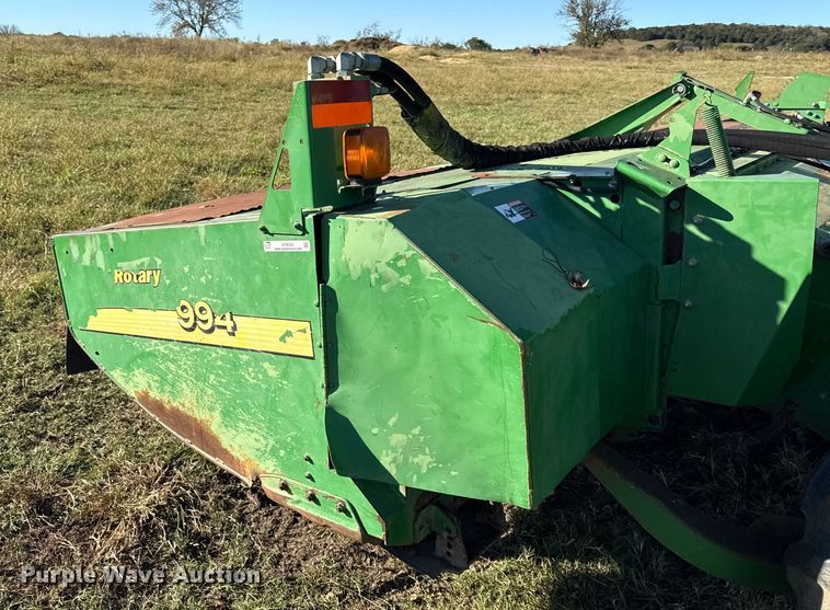 image for item DY8323 2007 John Deere 4995 swather / windrower