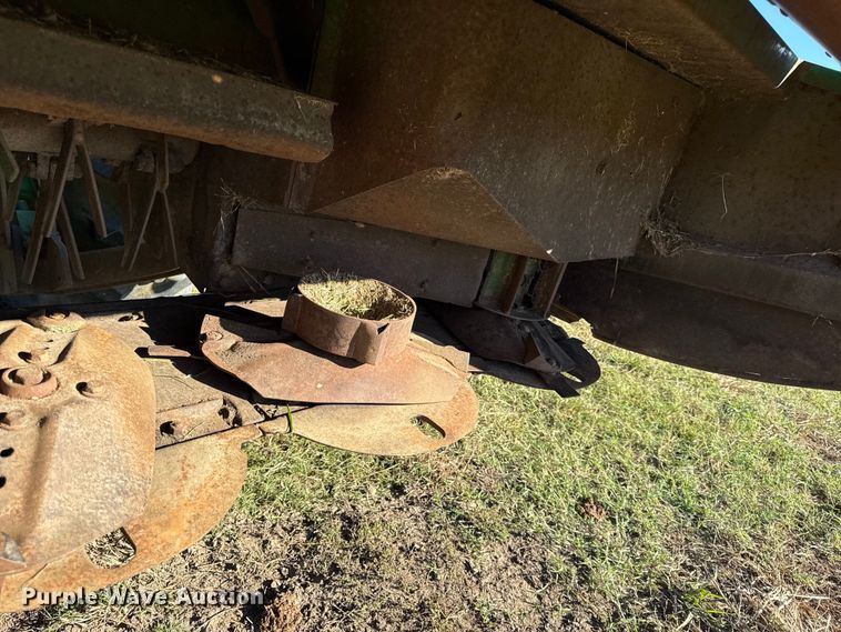 image for item DY8323 2007 John Deere 4995 swather / windrower