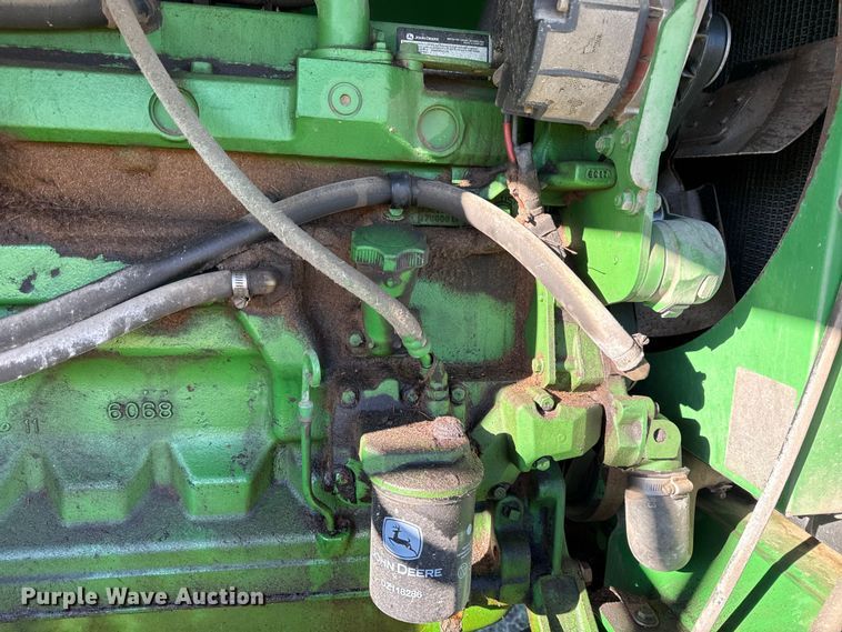 image for item DY8323 2007 John Deere 4995 swather / windrower