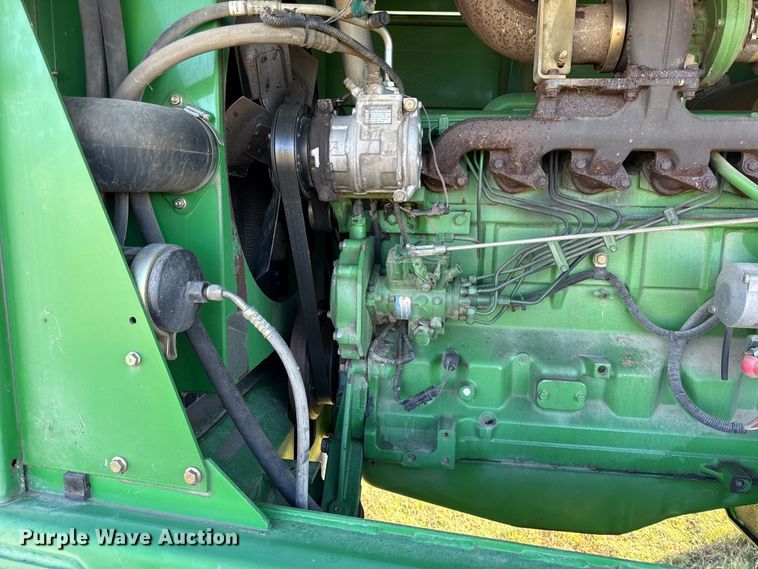 image for item DY8323 2007 John Deere 4995 swather / windrower