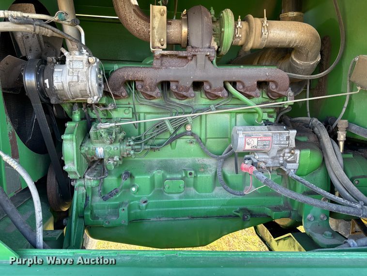 image for item DY8323 2007 John Deere 4995 swather / windrower