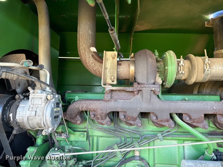 image for item DY8323 2007 John Deere 4995 swather / windrower