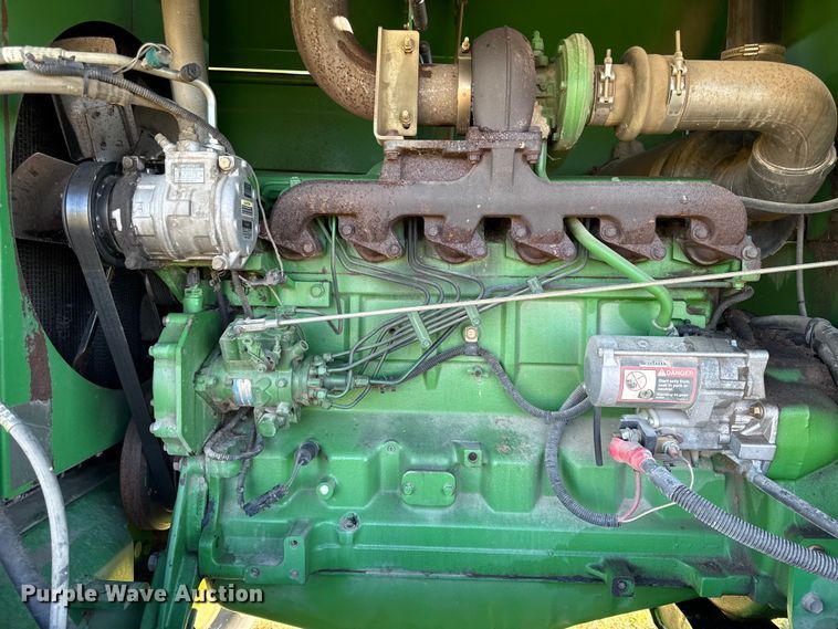 image for item DY8323 2007 John Deere 4995 swather / windrower