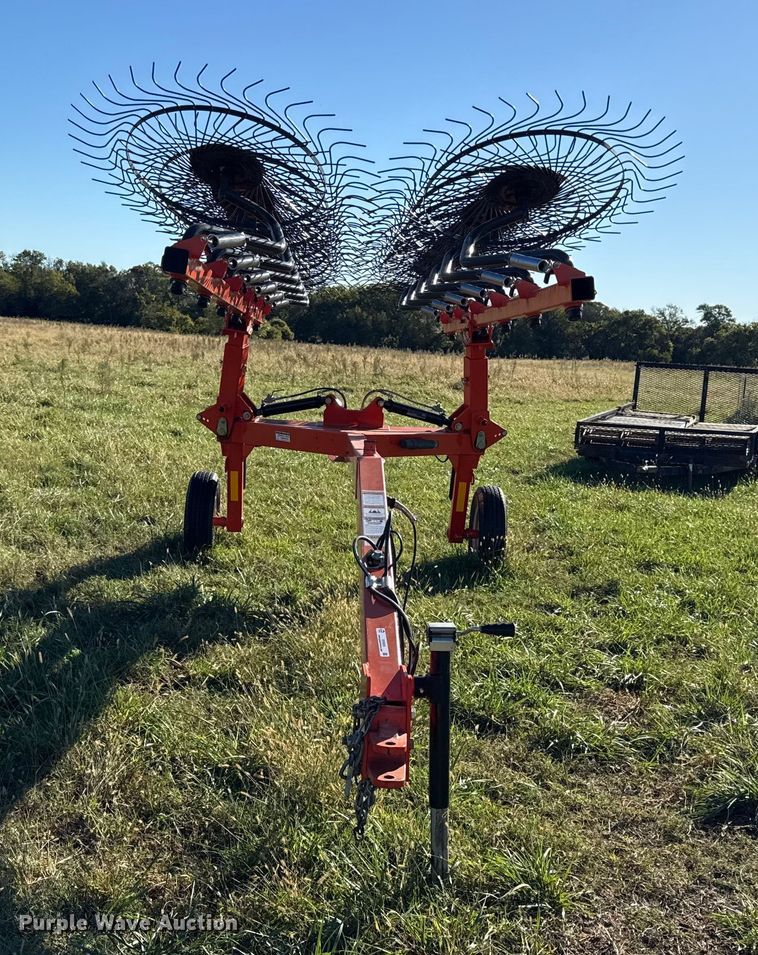 image for item DY8324 2021 Kubota RA212CR hay rake