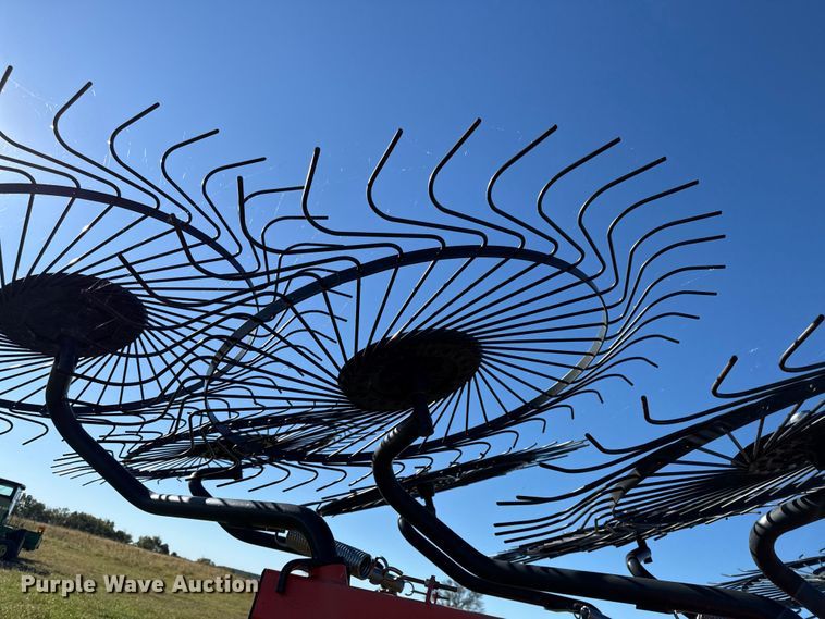 image for item DY8324 2021 Kubota RA212CR hay rake