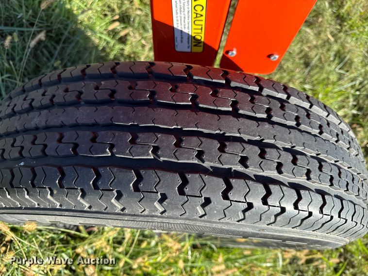 image for item DY8324 2021 Kubota RA212CR hay rake