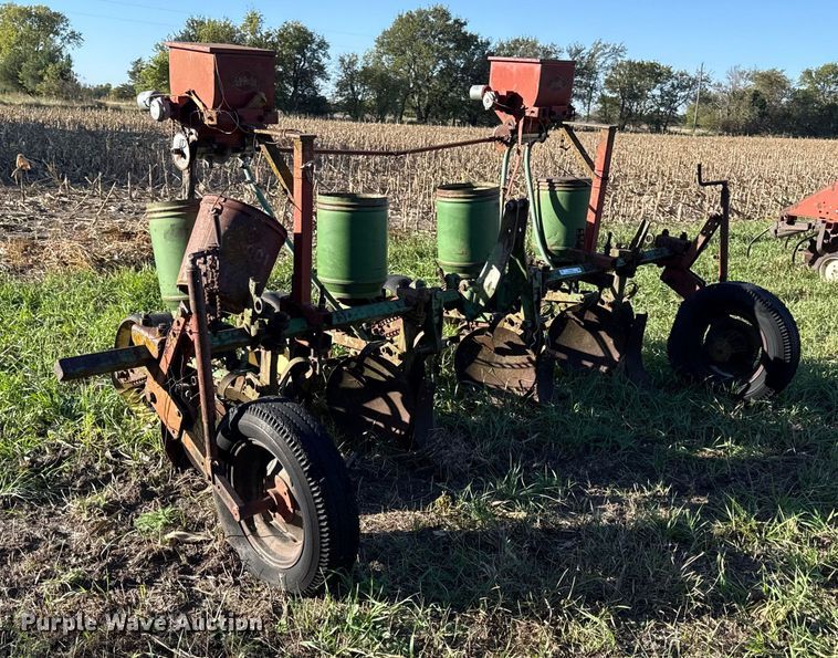 image for item DY8327 Ag equipment