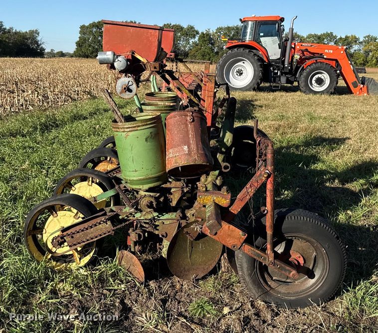 image for item DY8327 Ag equipment